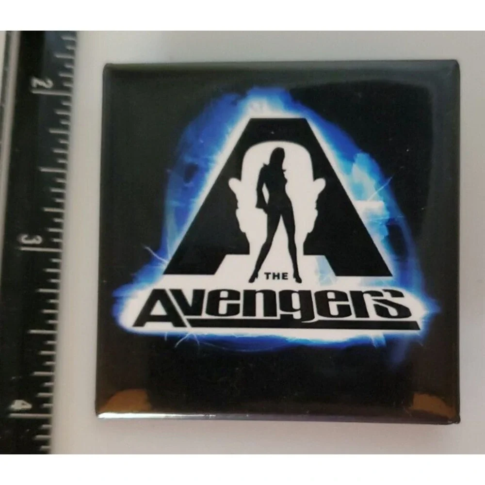 The Avengers Movie Starring Ralph Fiennes and Uma Thurman Promo Pin Badge